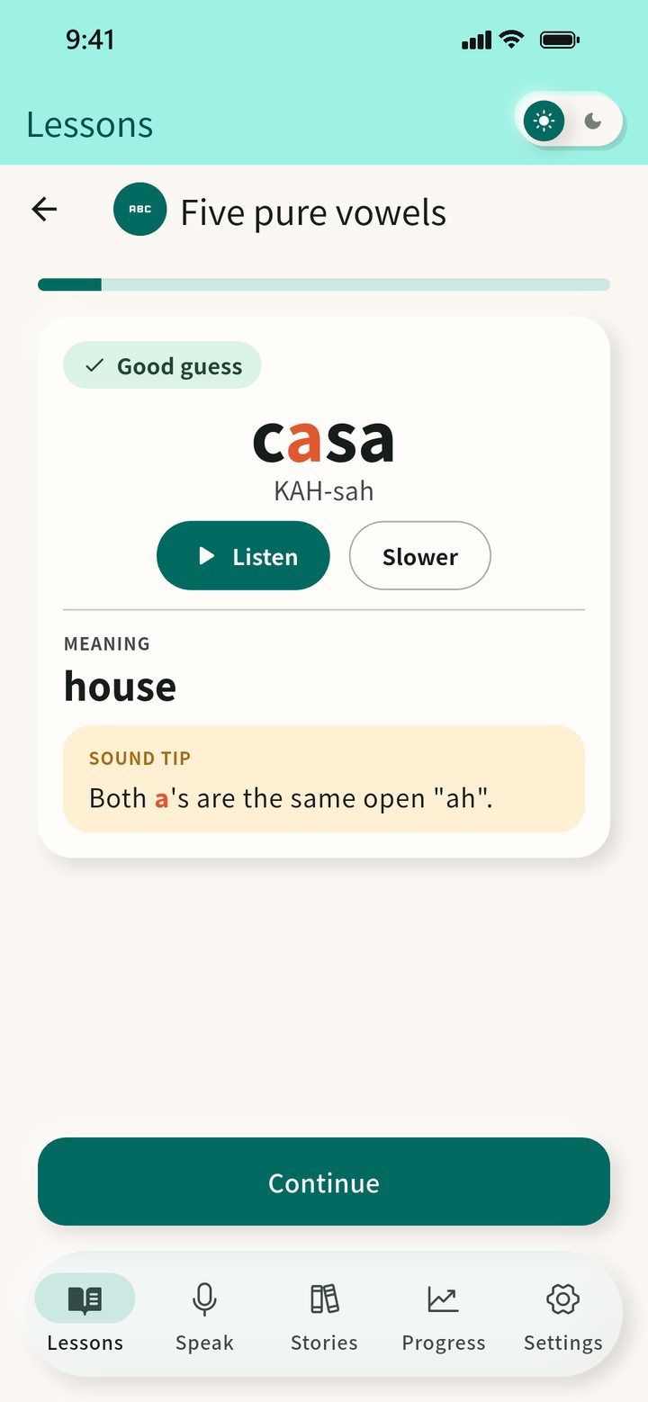 CiaoSpeak flashcard for the Spanish word casa: respelling KAH-sah, meaning house, and a sound tip about the open ah.